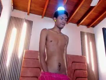 Freechat fykmor_2 on Chaturbate