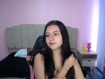 Freechat gia_ch on Chaturbate