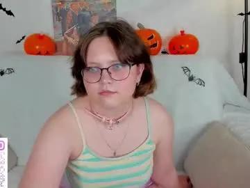 glimmer_goddesss — GOAL: Suck my fingers+ eye contact [20 tokens remaining] Hi, sweetheart, let's get closer today. #smalltits #anal #new #teen #bigass