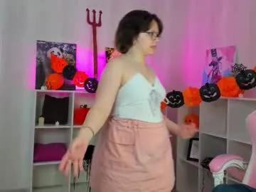 glimmer_goddesss — GOAL: show ass and hard slap ^^ [39 tokens remaining] Hi, sweetheart, let's get closer today. #smalltits #anal #new #cumshow #bigass