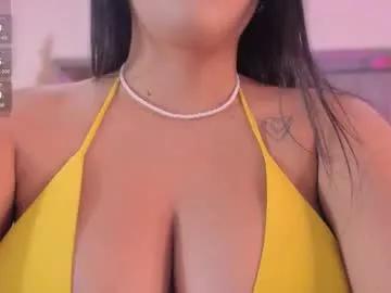 hailybairen — Play with memake bounce my boobs #bigboobs #glasses #latina #natural #petite