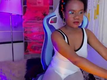 hanna_pierce — GOAL: I lick my tits and squeeze my nipples [91 tokens remaining] Welcome to my room!  I am a new and shy girl  #new   #brunette  #cute  #curly  #glasses 
