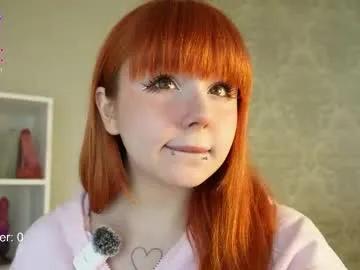 hannah_lourens — Make moan daddy. Tip 40,77,230,666  if you want to make my pussy feel so good - Goal: tits out #redhead #fuckmachine #anal #squirt #teen