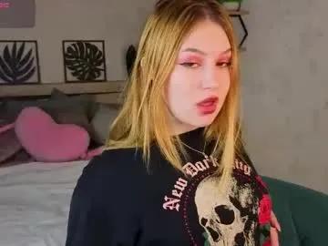 harmony_mills — GOAL: show ass [35 tokens remaining] so cuite, but so horny  #cute #18 #puffynipples #smalltits #saliva