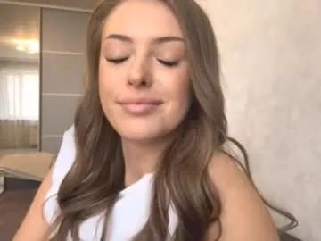 heart_petal — Goal: Wink challenge: 5 in a row. Hi hi, i'm Mona, please welcome, pizza or pasta? #new #shy #teen #young #skinny [0 tokens remaining]