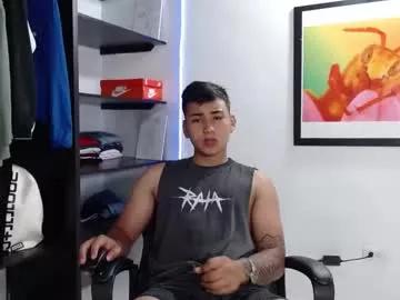Freechat hector_18_ on Chaturbate