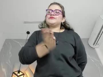 hellen_tirey — GOAL: Pussy in close-up. [21 tokens remaining] Welcome to my room! #bbw #bigboobs #hairy #curvy #c2c