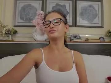 Freechat hellendesire on Chaturbate