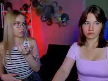 Freechat helli_belli on Chaturbate