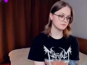 hesterdanneman — teaase my t-shirt  Hello guys! I'm Sally, and today I'm going to play with you and have fun. #18 #bigass #teen  #lovense #new [33 tokens remaining]