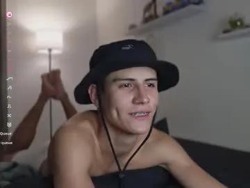 hey_cesard — Freechat on Chaturbate