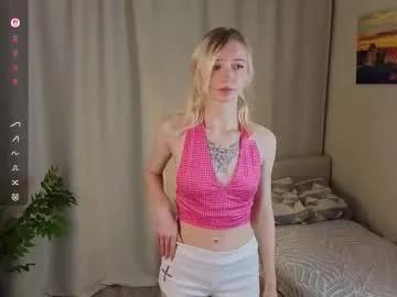 hortenciaforbach — Goal: Air kiss for you  Im Vikki 18 yo, welcome in my room ^_^ #new #young #shy #18 #cute [4 tokens remaining]