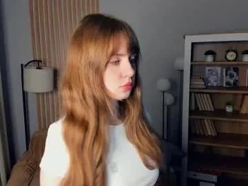 icyhoneybite — Kiss you close to cam #18 #shy #cute #young #new [15 tokens remaining]