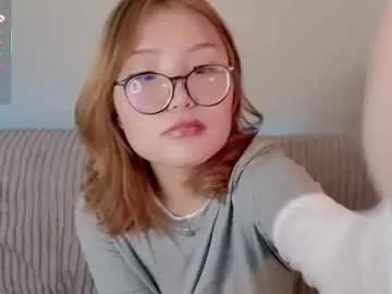 im_erica — hey hey! first stream at home // GOAL: send kiss [9 tokens left] #asian #new #teen #shy #smoke