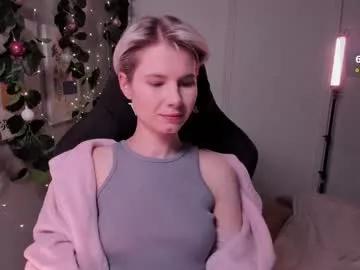 Away imnotmia on Chaturbate
