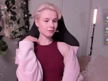 Away imnotmia on Chaturbate