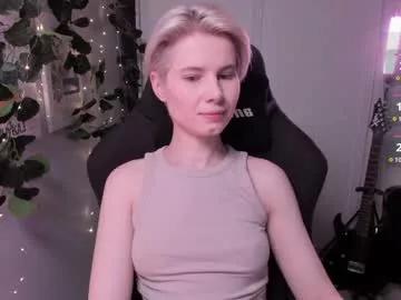 Away imnotmia on Chaturbate