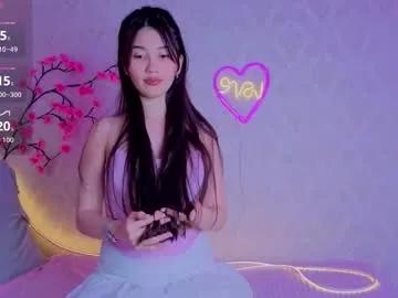 iris_on_cam on Chaturbate 