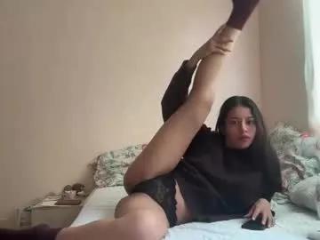 Chaturbate isavernee is Freechat isavernee — I am new horny latina #newmodel #teen #natural #latina #skinny