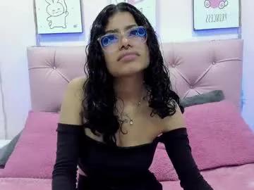 issaa_tyler — New and curious girl, ready to chat and charm you with my smile!  - Goal is : Naked #teen #daddysgirl #skinny #lesbian #nonude