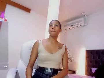 Freechat ivi_lopez on Chaturbate