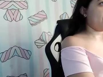 Freechat izaro_22 on Chaturbate
