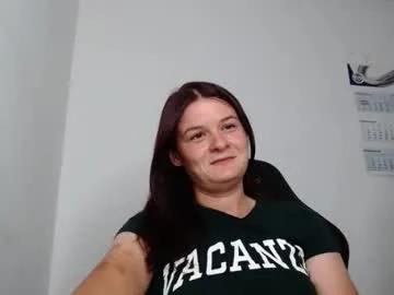 izzyflame18 on Chaturbate 