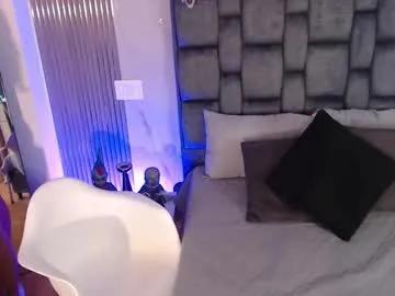 jade_fg — Open mouth & play tongue [17 tokens left] Let's start the week horny, I woke up naughty and wanting to suck cock. #18 #new #daddysgirl #saliva #daddy