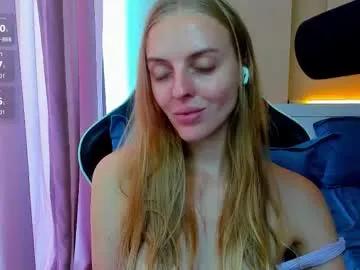 jam_cream — Goal:  tits close to cam #bignipples #bigpussylips #natural #shaved - Next Goal: caress tits