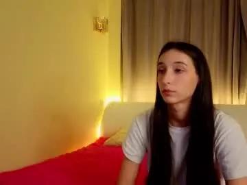 jameychamlee — im very new here!! ^^  goal: for a good start  #shy #brunette #feet #young #new [41 tokens remaining]