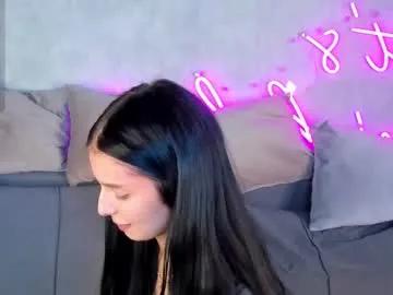 jane_johnston — GOAL: slap ass *5 [46 tokens remaining] Welcome to my room! #brunette #german #teen #daddysgirl #skinny