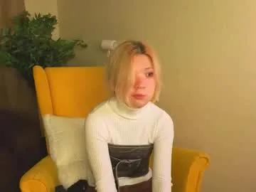 jazminkozisek — Hello im #new  lets try to do: hello!!!My name Jasmine and im #blonde and #shy #asian girl Im #18 y.o hope you like my vibe and we can chat >< [12 tokens remaining]