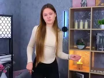 jenellmiyamoto — The goal: Good start Hi,I'm Bella, im new here!! #new #shy #18 #young #teen [0 tokens remaining]