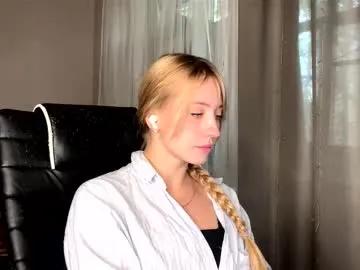 jettafrancis — Hello, im Kodi! I'm #18 and I'm a little #shy :) GOAL: Warm me up #student #skinny [40 tokens remaining]