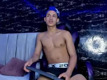 jhostin_10 — Let's spend a crazy night with a lot of cum #cum #new #muscle #bigcock #milk [1000 tokens remaining]