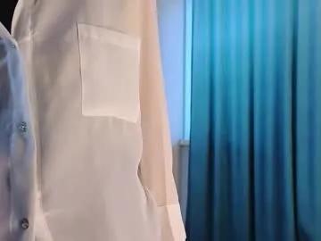 jolyndeb — Goal: Hmmm sniff finger?Hi ! This is me lets Show funny faces to each other :D! #shy #new #skinny #teen #cute [33 tokens remaining]