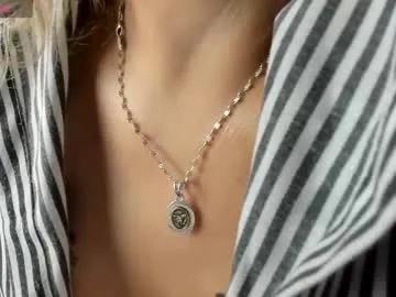 juanitarubia — GOAL: Show boobs + Oil [6 tokens remaining] Welcome to my world, where every look at the invitation and every whisper in your favorite fantasy  #bigboobs #mature #curvy #milf #Mistress
