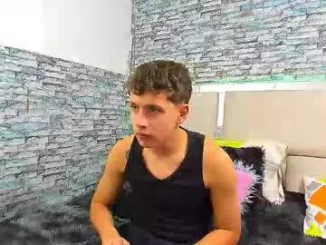 julian_wolf18 — Freechat on Chaturbate