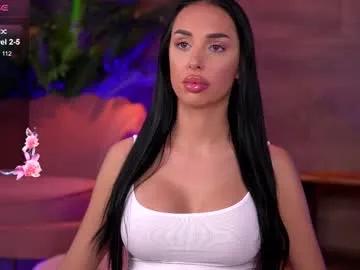 Freechat kairaandrews on Chaturbate