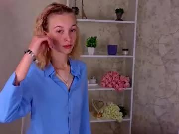 karimashreiner — Hi everyone, my name is Luna, its my first day: Show cute smile face     #smalltits #new #18 #shy #blonde [22 tokens remaining]