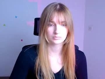 karla_flower — GOAL: Dance [300 tokens remaining] Welcome to my room! #shy #young #skinny #18 #new