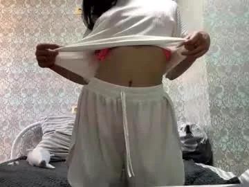 katyhannah — G: show bra + massage tits  Hi guys! I'm here #new  my name is Katy, I'm #18 #shy  #teen #young  [0 tokens remaining]