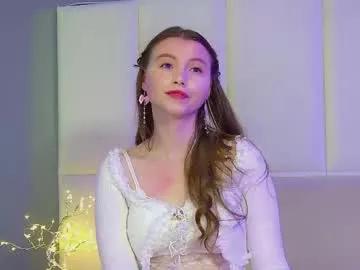 Freechat keiraace on Chaturbate