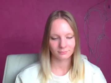 kelly_lly — GOAL: Wecome to the site [116 tokens remaining] Welcome to my room! #teen #young #skinny #18 #new