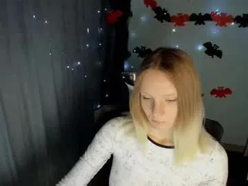 kelly_lly — GOAL: Wecome to the site [132 tokens remaining] Welcome to my room! #teen #young #skinny #18 #new