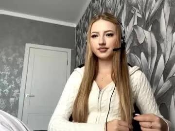 kendastuckmeyer — GOAL little massage boobs  #18 #shy #new #cute #bigboobs [28 tokens remaining]