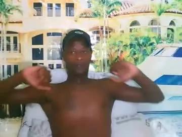 kinkyebonyguy on Chaturbate 