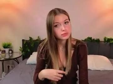kiss_kay — GOAL: Sexy finger sucking [77 tokens remaining] Hey, i'm Kay and I'm in a playful mood today #boobs #18 #squirt #anal #bigass