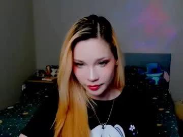 kitten_alisa — Make me smile  #teen #new #lovense #tatoo #young [20 tokens remaining]