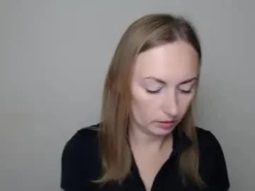 kristinahech_ — | #shy #milf #blonde #english #bigass |